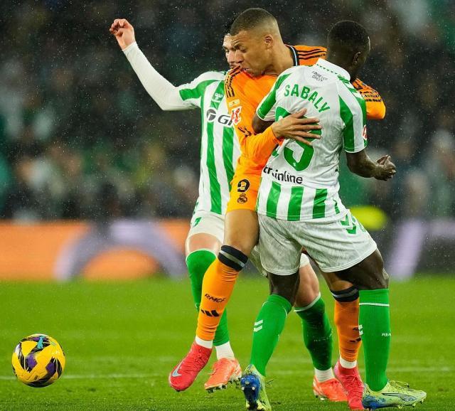 1740862214403047542.jpg Gk-q6I-WwAA4Q2_.jpg