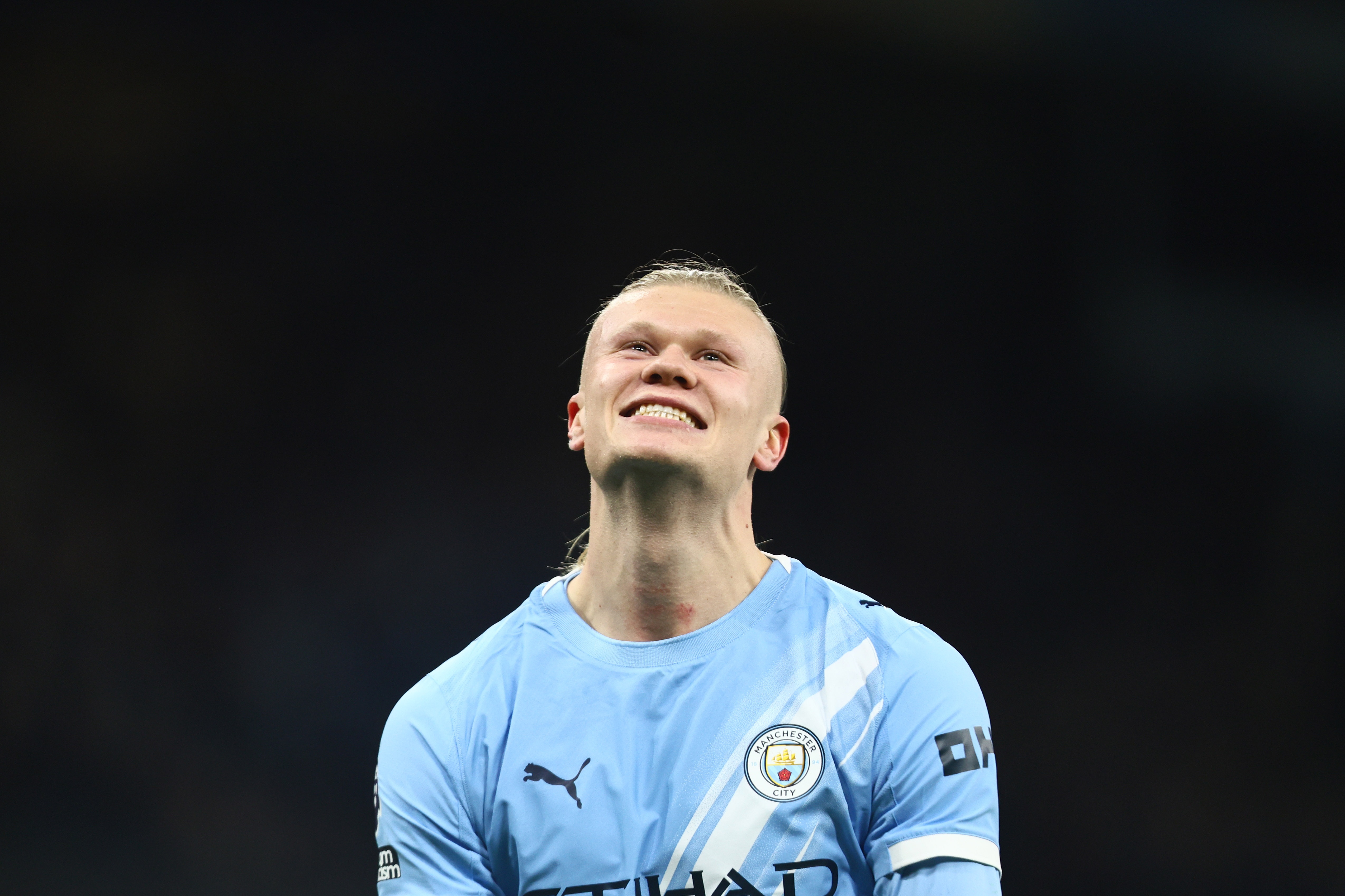 开yun体育app官方下载-签阿尔瓦雷斯或哈兰德？德科：我们需要坐下来分析未来的计划